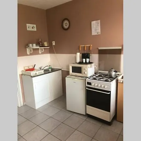 Manyi Apartman Holiday home *